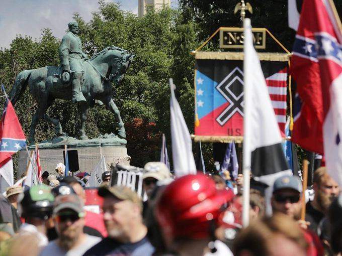 Monument to General Lee. Confederates - My, Confederates, Tragedy, USA, Fascists, General Lee, Politics, Monument, Longpost