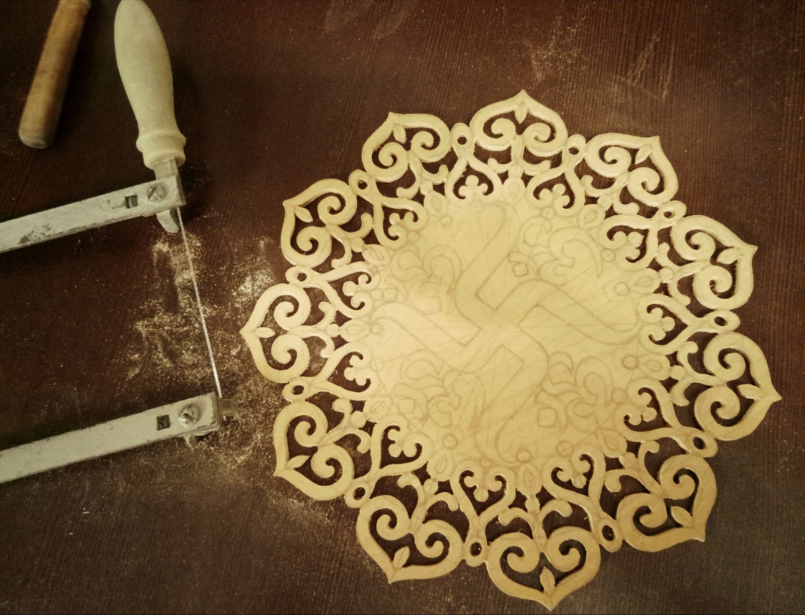 Sawing a mandala in honor of Gautama Buddha - My, Mandala, Wood products, Longpost