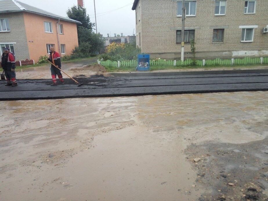 When deadlines are pressed - Asphalt, Road, Utility services, Republic of Belarus, Deep