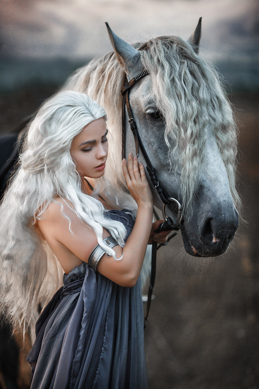 My cosplay of Daenerys Targaryen (based on the first season) - My, Cosplay, Game of Thrones, Daenerys Targaryen, Viserys Targaryen, Horses, Longpost