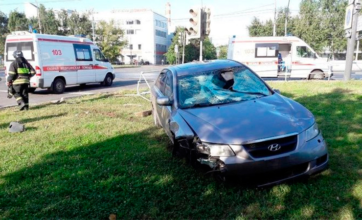 The driver knocked down two pedestrians on a zebra in Moscow - Road accident, Moscow, Altufyevskoye highway, news