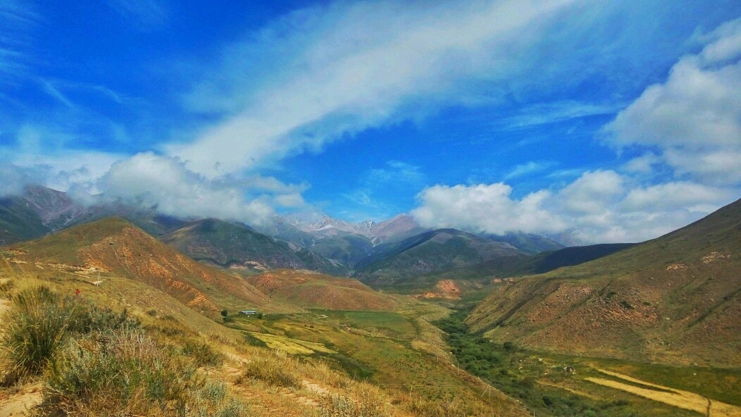 Kyrgyzstan, the land of the magical sun - My, Kyrgyzstan, Light, Sunset, The mountains, Longpost