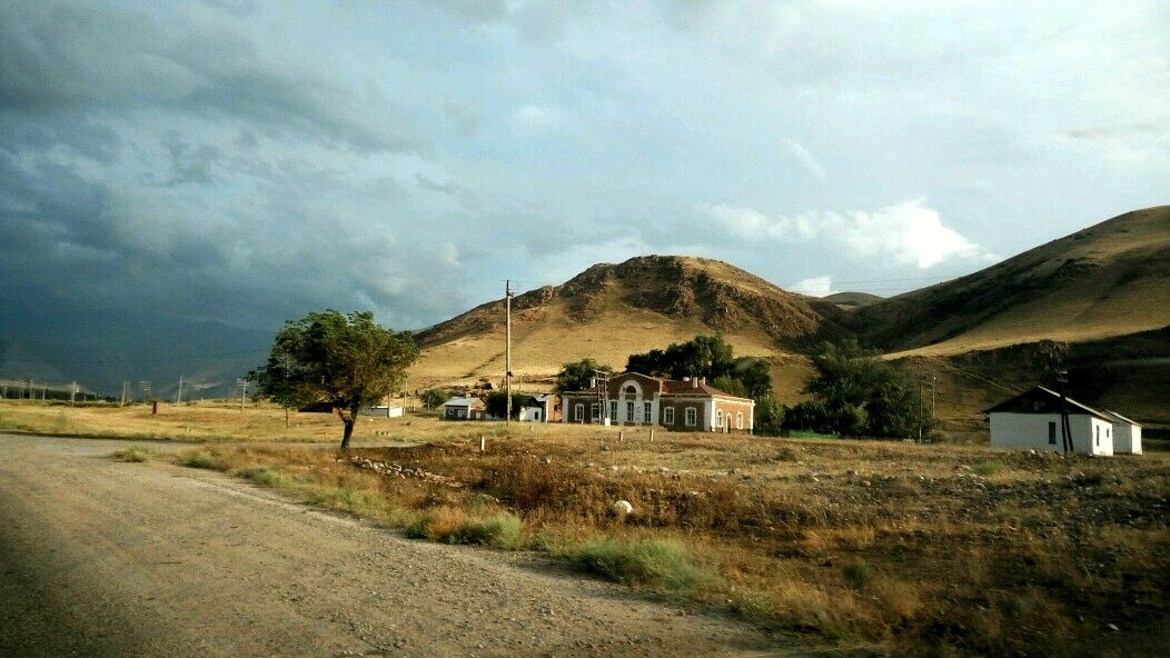 Kyrgyzstan, the land of the magical sun - My, Kyrgyzstan, Light, Sunset, The mountains, Longpost