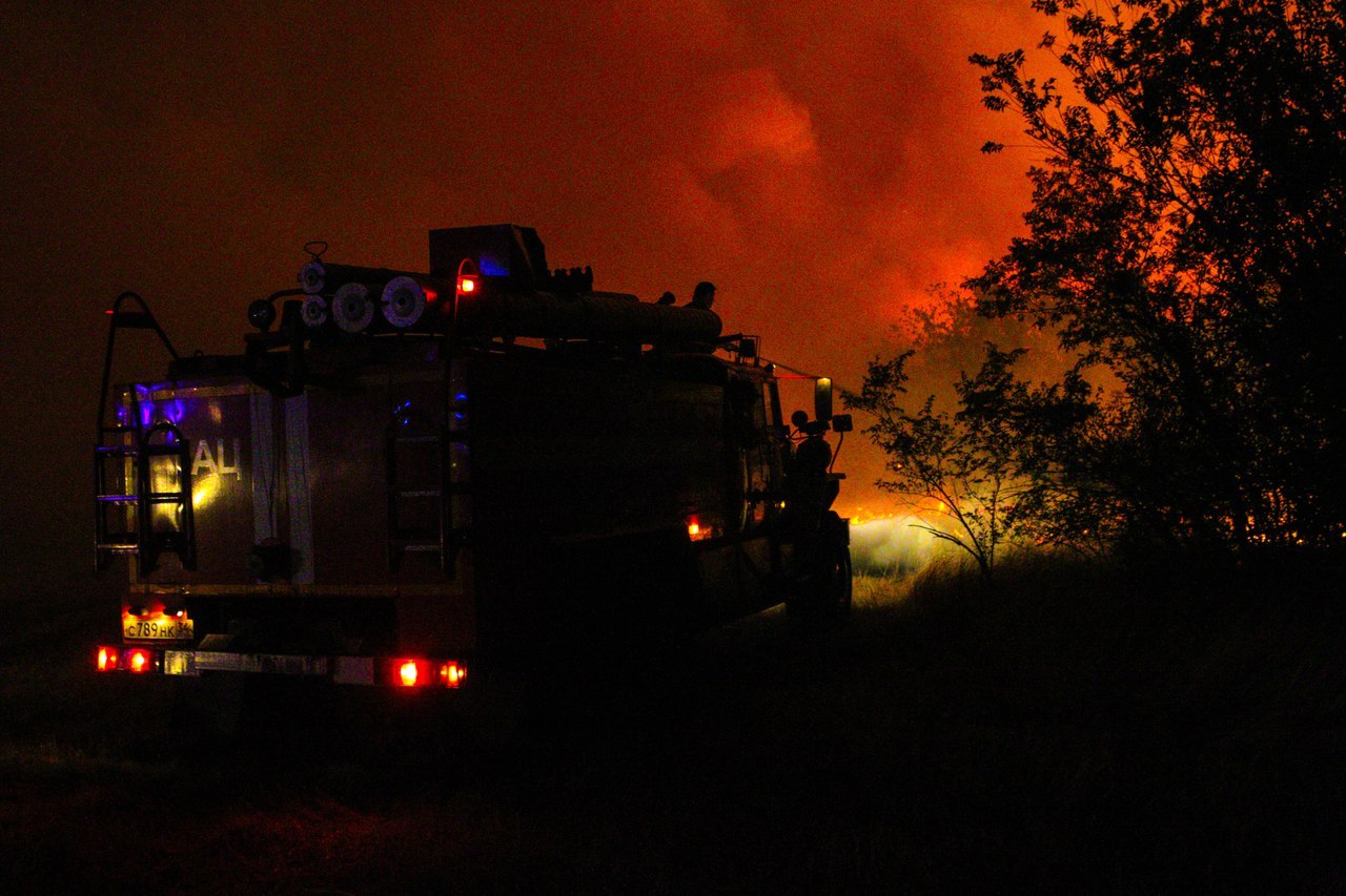 The largest natural fires in Volgograd - My, Ministry of Emergency Situations, Volgograd, Video, Longpost