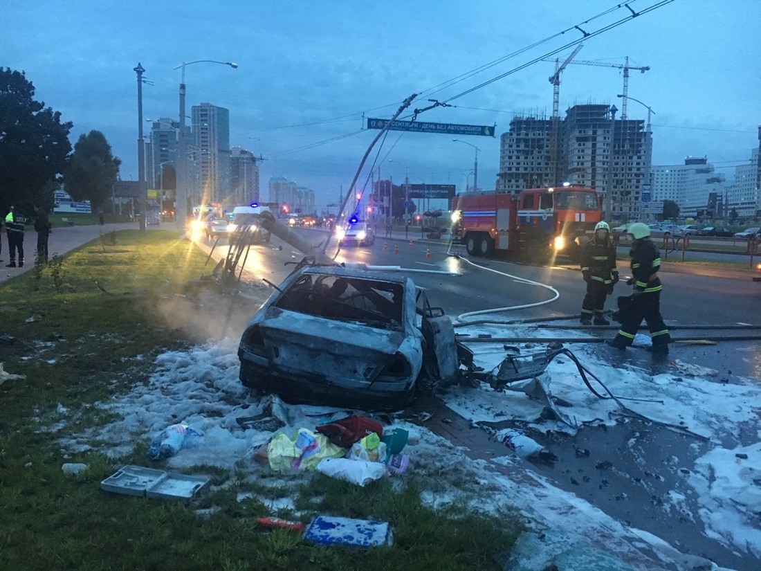 Авария на дзержинского сегодня. ДТП проспект Дзержинского.