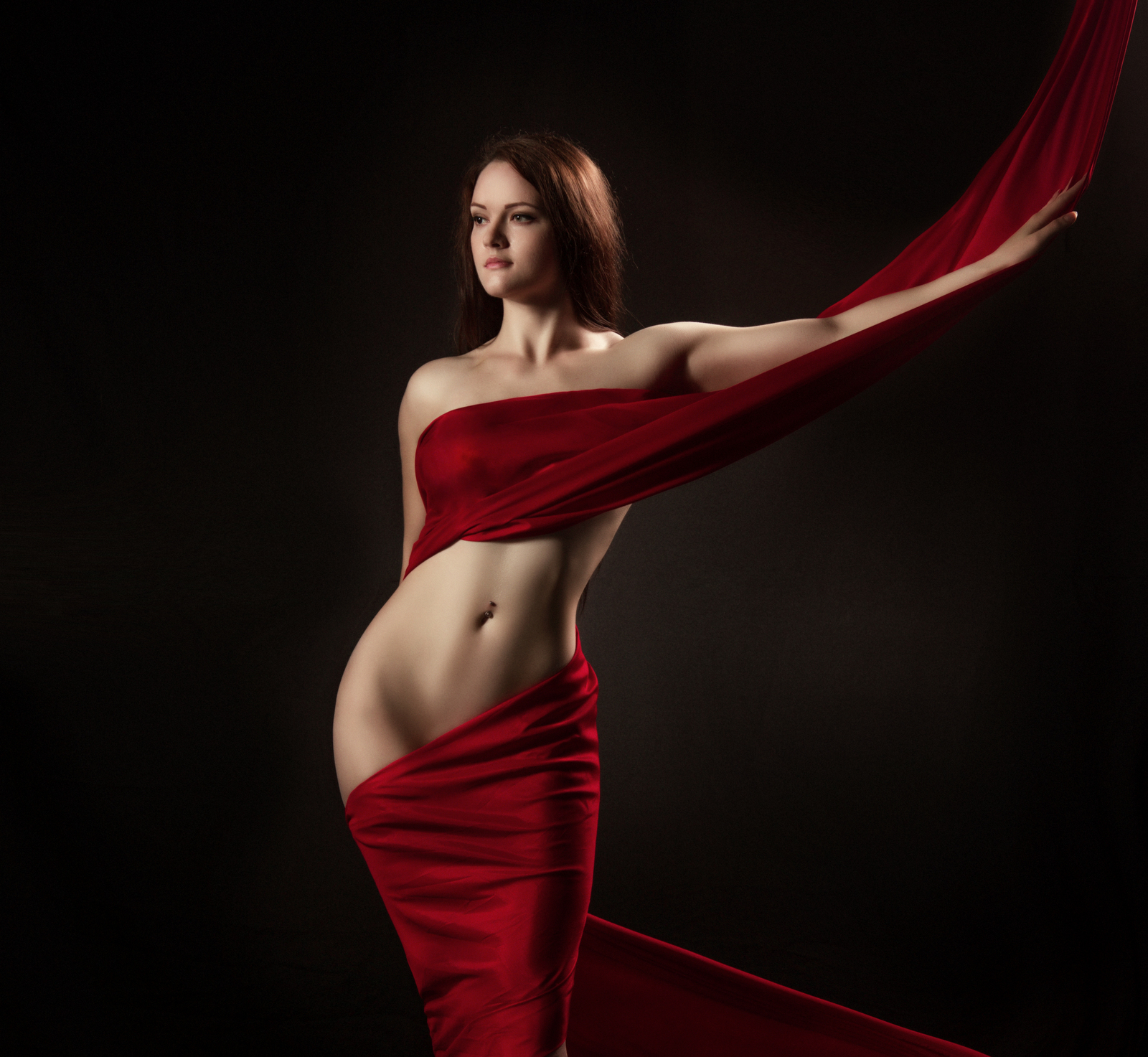 голая девушка в красном платье фото фото 96