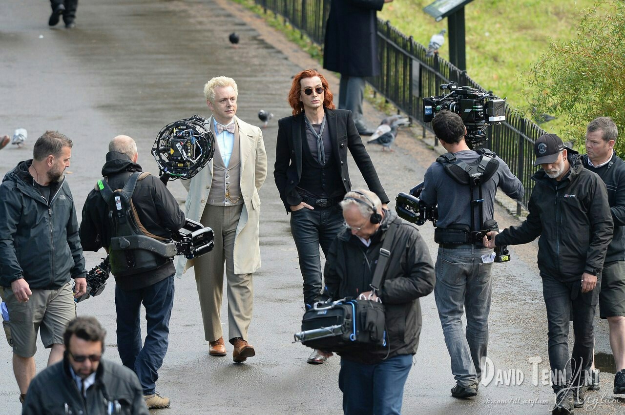 The first shots from the filming of the series Good Omens - Terry Pratchett, Neil Gaiman, Good signs, David Tennant, Michael Sheen, Longpost