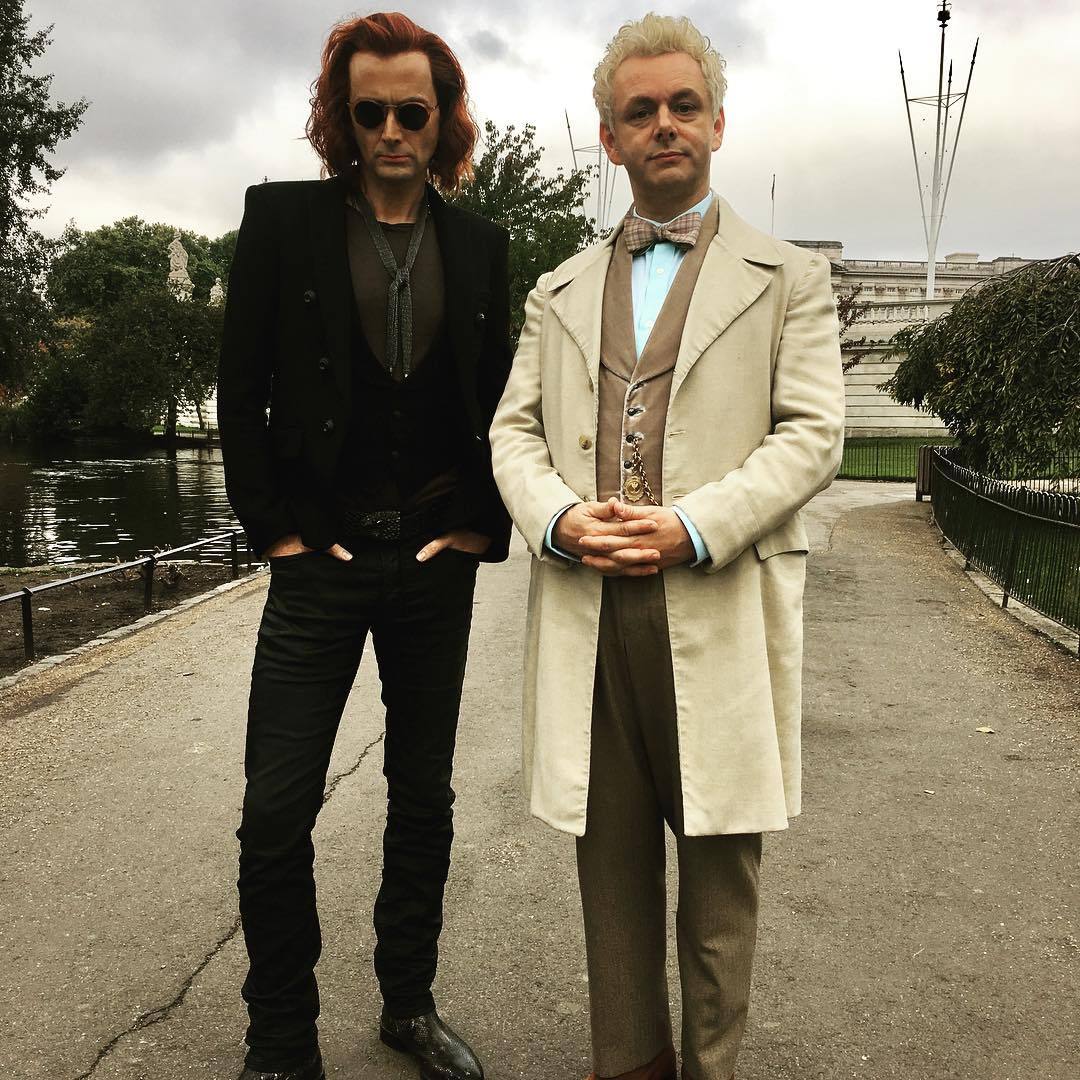 A couple of shots from the filming of the series Good Omens - Good signs, Terry Pratchett, Neil Gaiman, David Tennant, Michael Sheen, Longpost