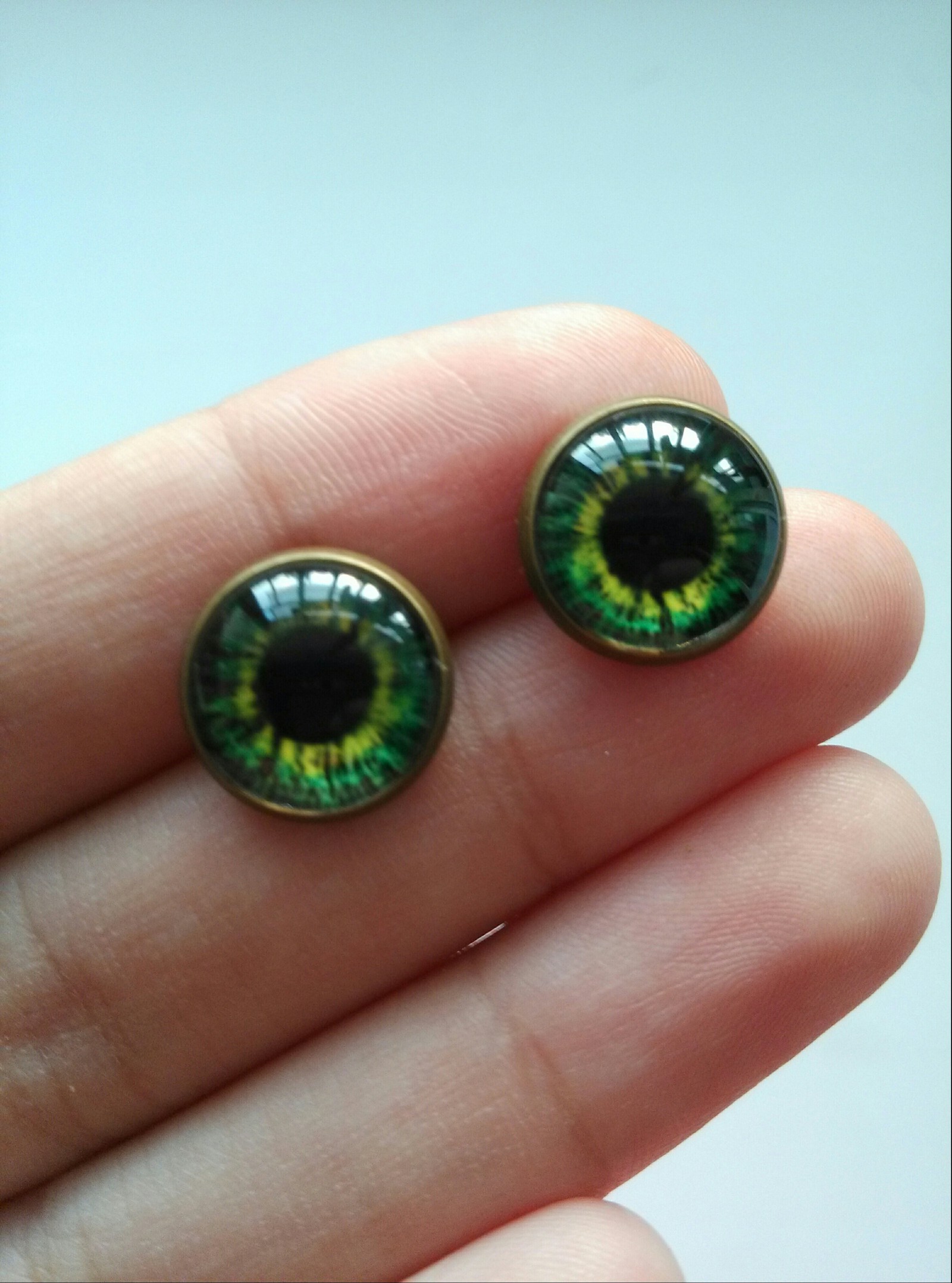 Wanted to try something new. I have long wanted to make stud earrings with glass. - My, , Earrings, Eyes, Decoration, Glass, Creation, Longpost