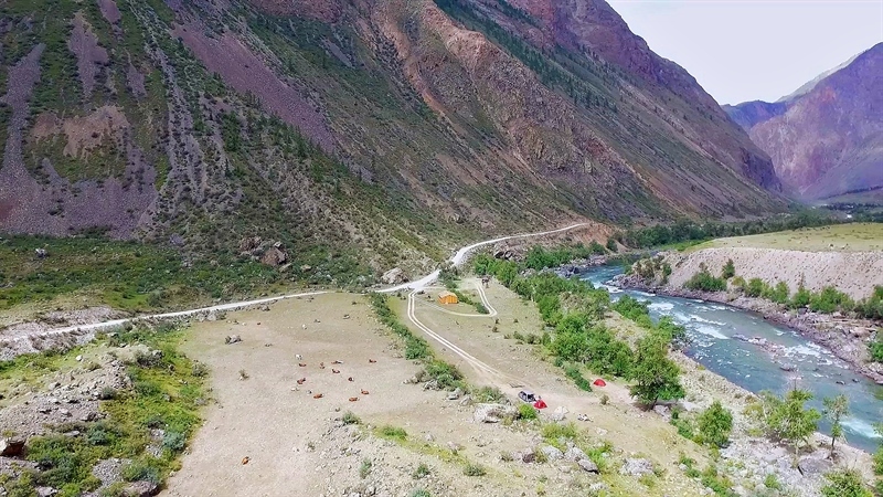 Waterfall in the Chulyshman valley in Altai. - My, Altai, Mountain Altai, Chulyshman, Chulyshman Valley, , Video, Altai Republic