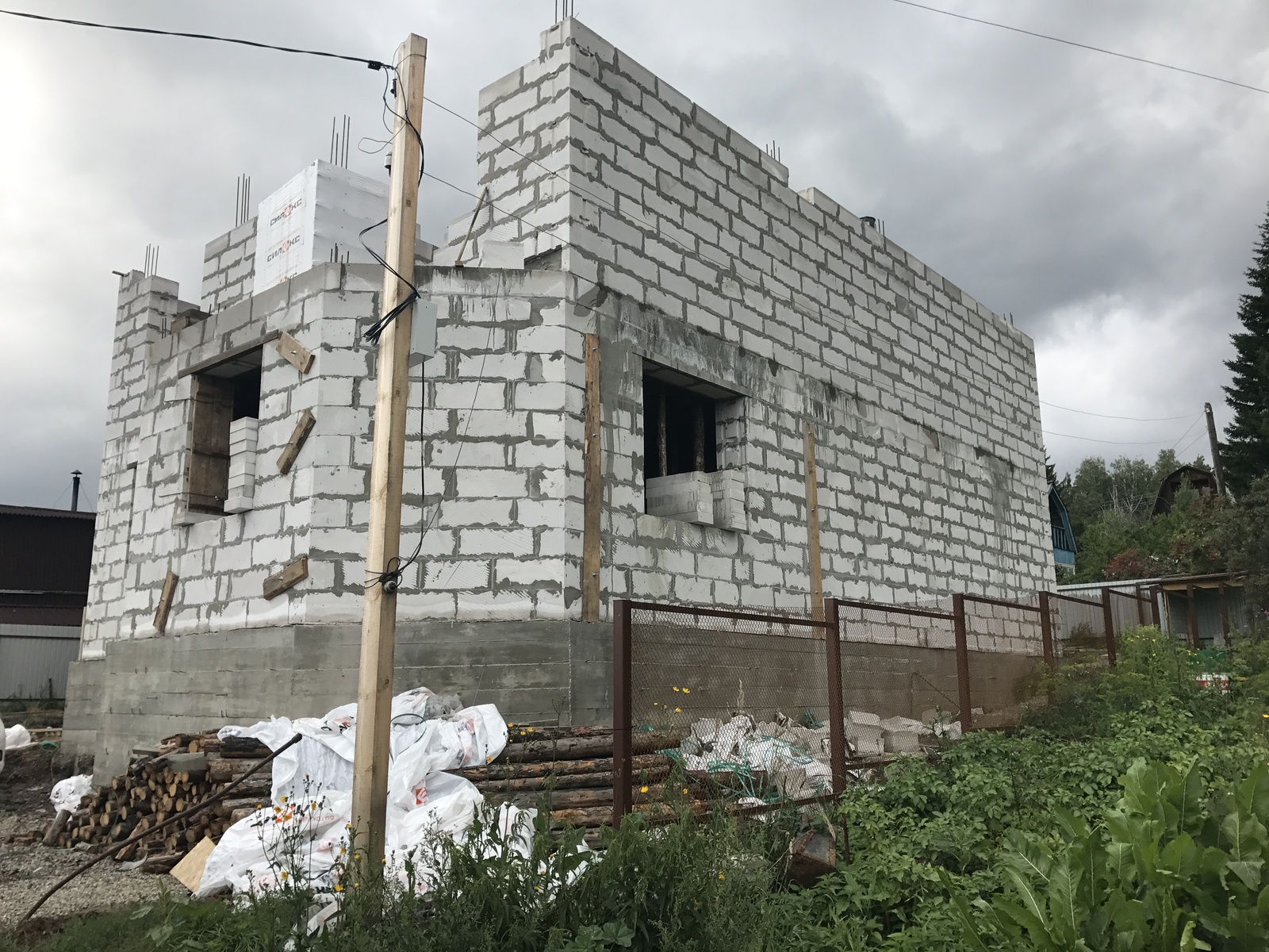 BUILDING A HOUSE FROM AERABLE CONCRETE №6 - My, House, Aerated concrete, Building, House made of aerated concrete, Roof, Roof, Longpost