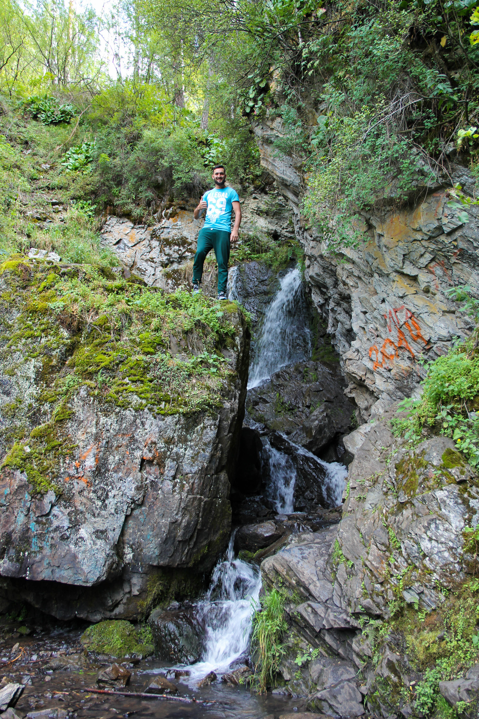 Cheremshansky waterfall - Altai - My, Waterfall, , Altai, Chuisky tract, Nature, The mountains, The rocks, Longpost, Altai Republic