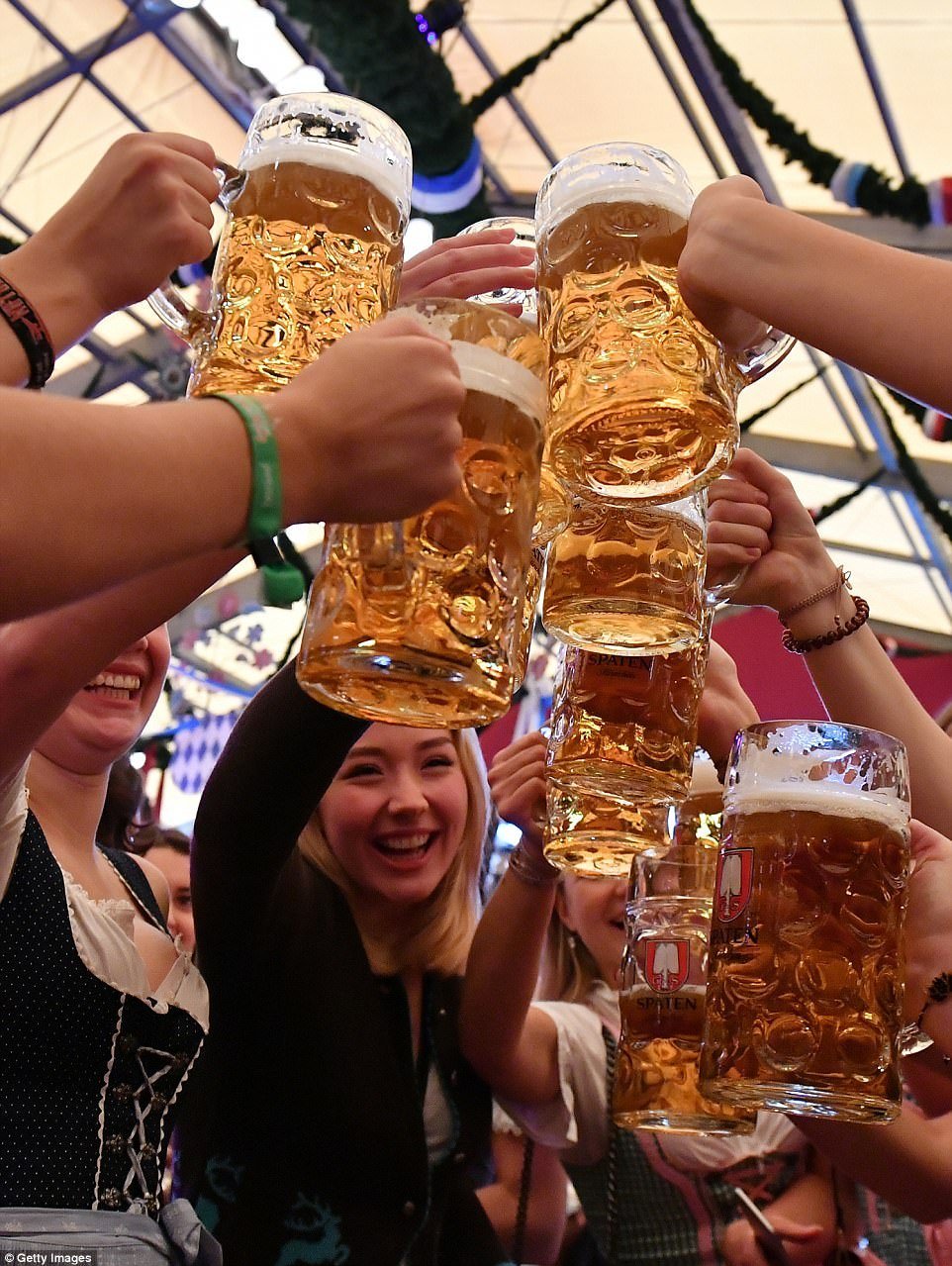 You are at work, and now there is Oktoberfest in Munich) - Oktoberfest, Beer, Girls, Holidays, Munich, Longpost