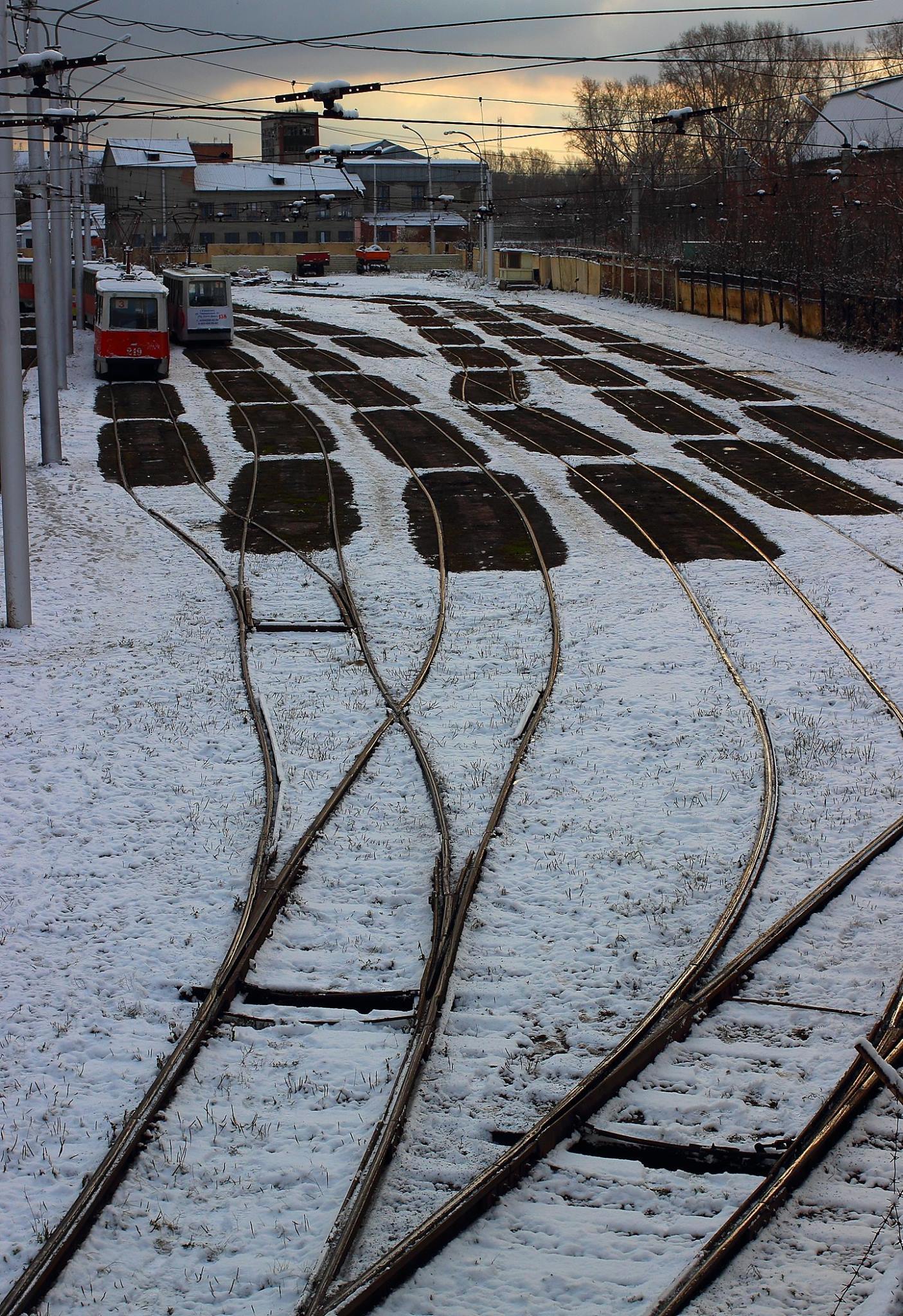 Runaway trams. - My, Tram, Depot, Snow