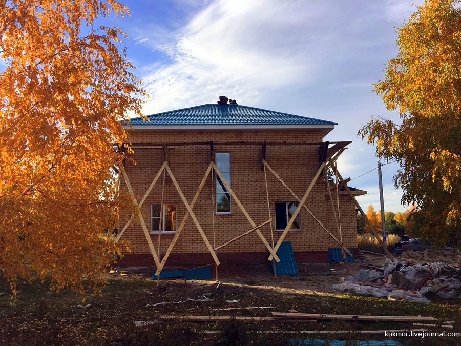 Roof color mystery revealed! We build our house in Kazan in 90 days. 73-75 days. Windows installed, hooray!!! - My, Home construction, My house, Window, Roof, House, My, The photo, Metal, Longpost