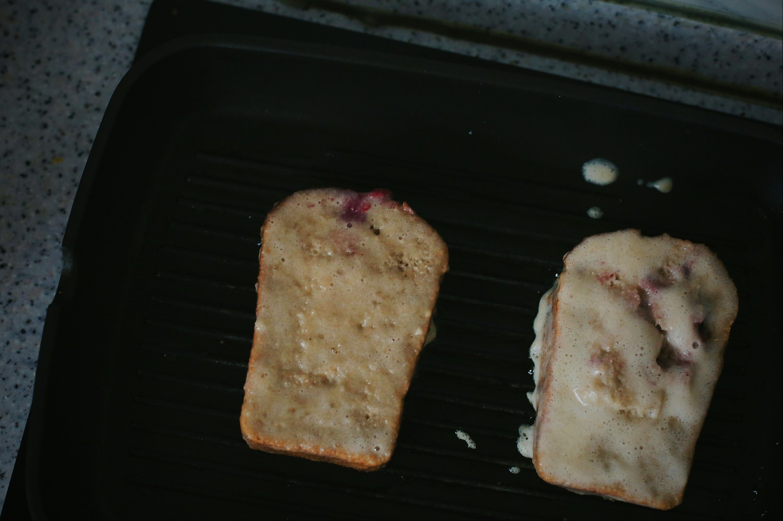 Berry toast - My, Food, Breakfast, Dessert, Preparation, Berries, Yogurt, Kitchen, Foodphoto, Longpost