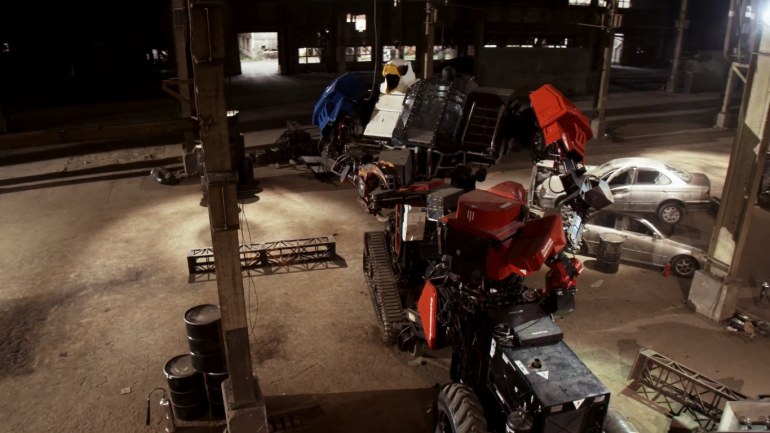 A battle took place between manned robots - , Battle of the Robots, , , Robot