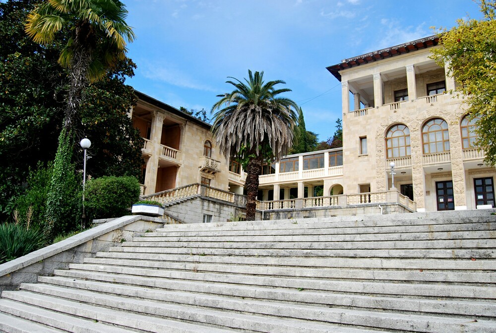 Sanatorium named after Ordzhonikidze in Sochi - My, Sergo Ordzhonikidze, Abandoned, Sochi, Longpost