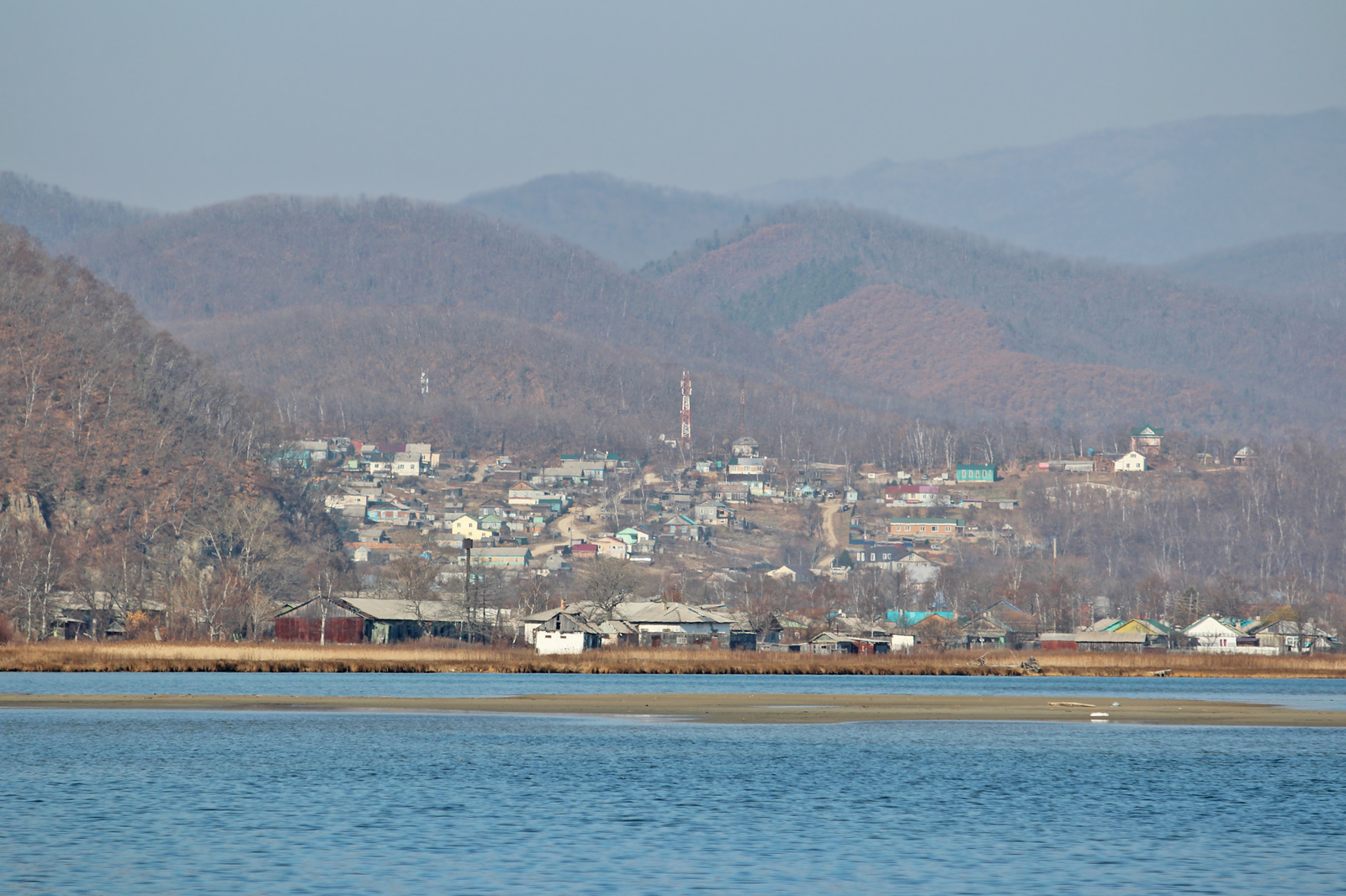 Acquaintance with regional aviation. DHC 6-400 in Primorye - My, Aviation, Spotting, The photo, Vladivostok, Ternei, Longpost