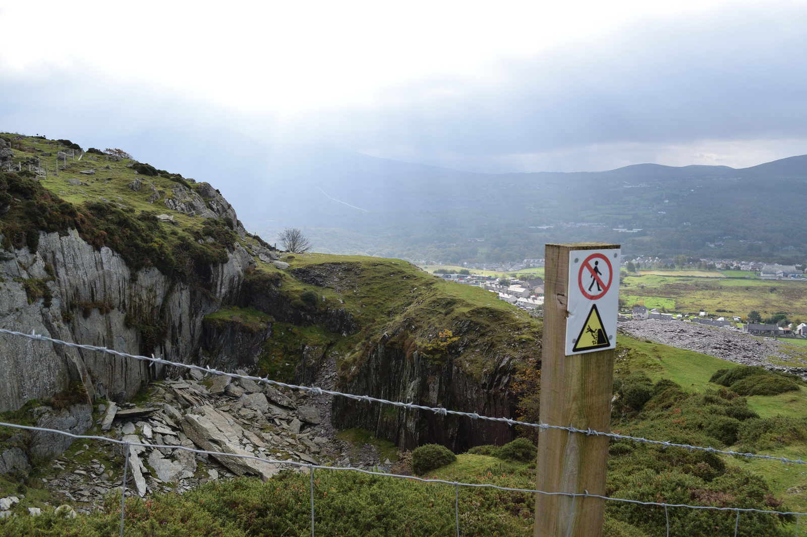 Overnight Walk in Wales(1) - My, Walk, The mountains, The hills, The photo, Longpost