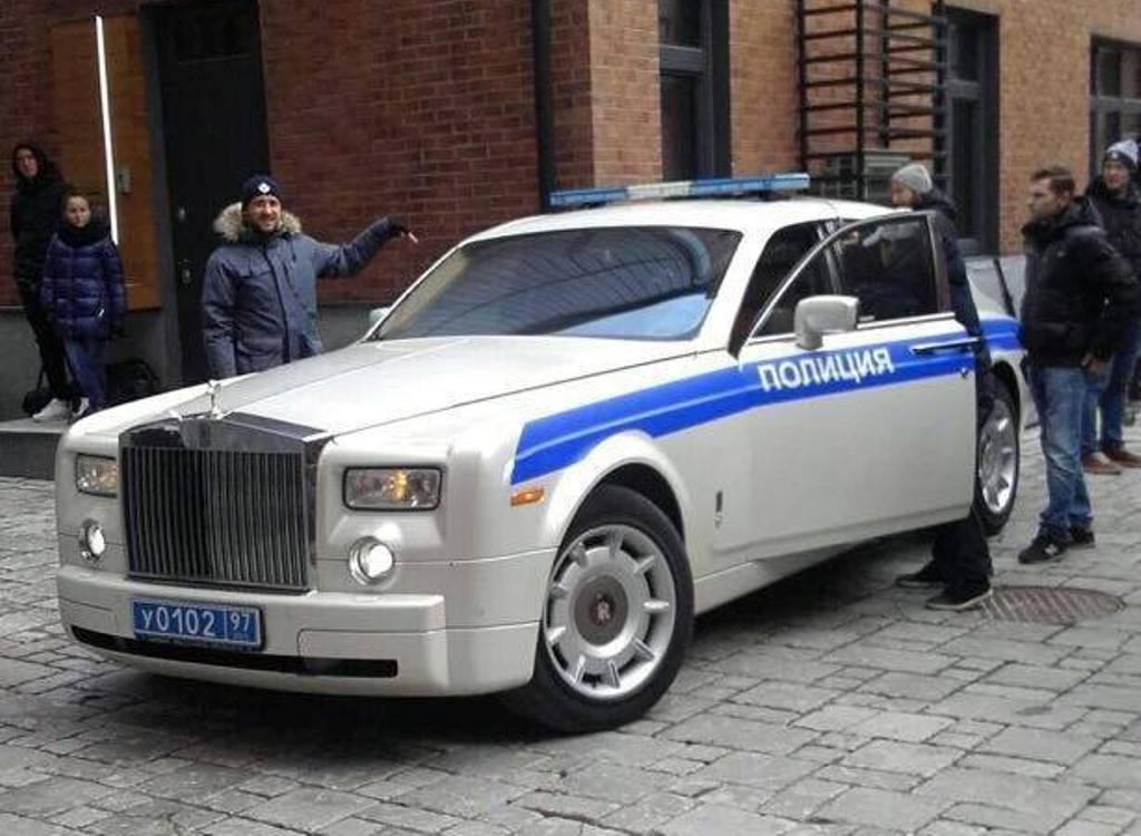 Gotta fit the place - Rolls-royce, Police, Phantom