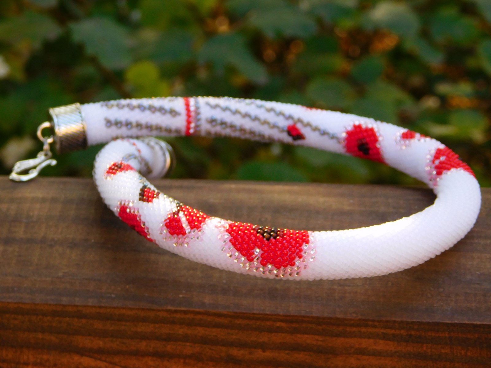 Beaded necklace - My, Beaded harnesses, Needlework, Needlework without process, Beads, Poppy, Longpost