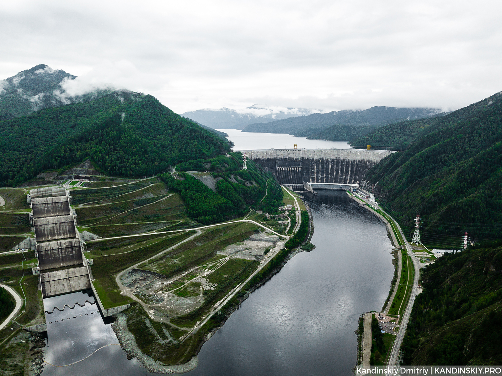 Sayano-Shushenskaya HPP. - The photo, Yenisei, Hydroelectric power station, Landscape, Nature, Russia