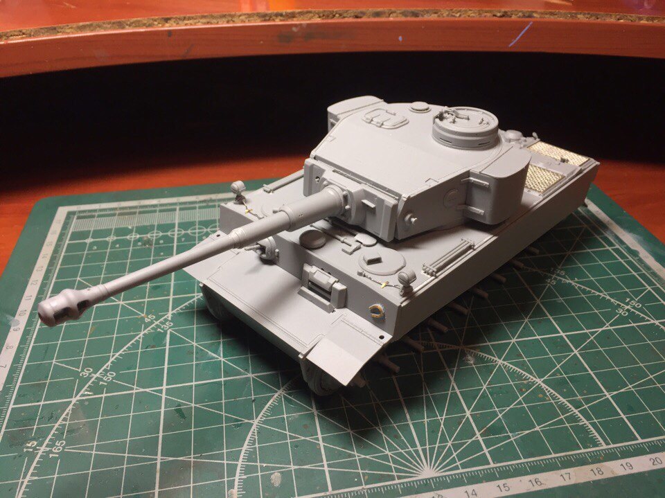 Стройка и окраска Pz.Kpfw.VI Tiger Initial(Sd.Kfz.181)№100 s.Pz.Abt 502 масштаб 1/35 от фирмы Dragon - Моё, БТТ, Стендовый моделизм, Хобби, Длиннопост