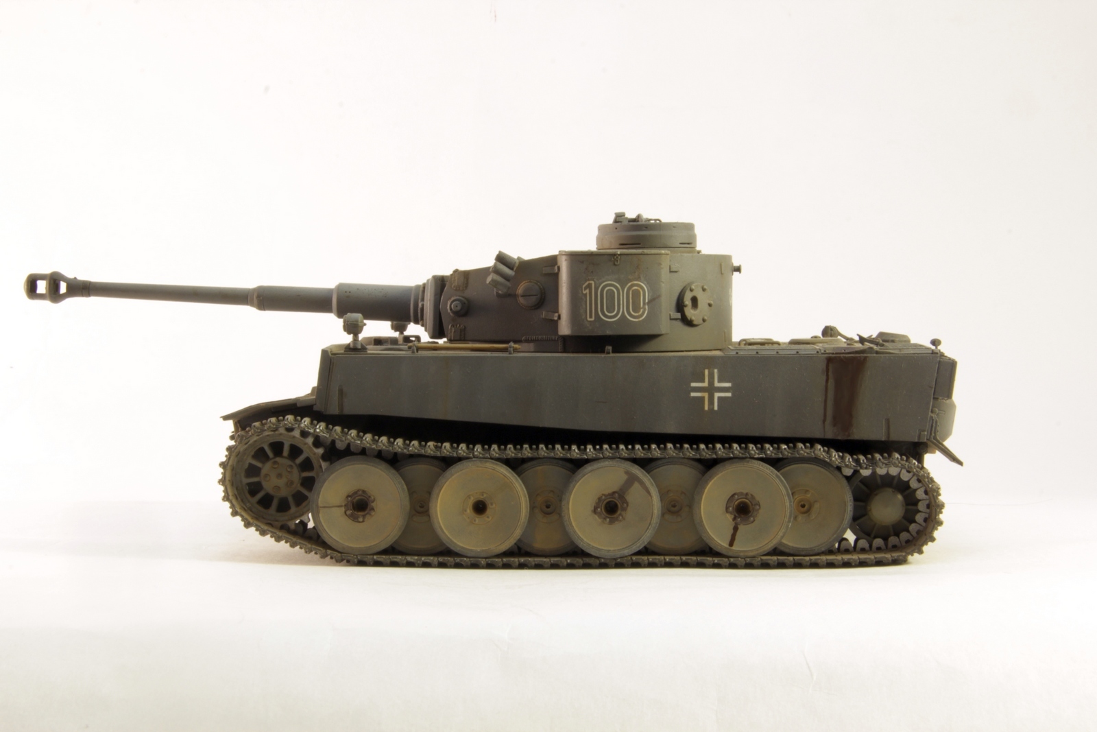 Construction and painting Pz.Kpfw.VI Tiger Initial(Sd.Kfz.181)№100 s.Pz.Abt 502 scale 1/35 from Dragon - My, BTT, Stand modeling, Hobby, Longpost