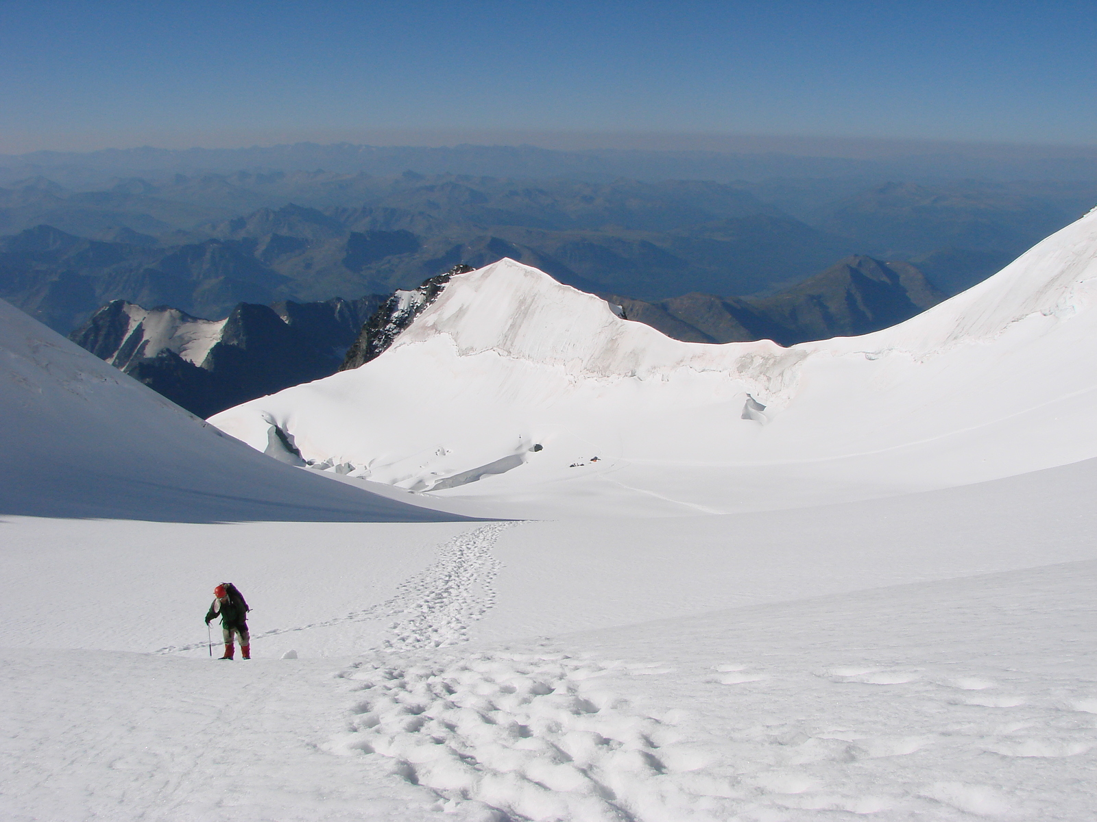 I like to watch life-9 (Hobby - mountains: Belukha, part 4) - My, A life, Mountain Altai, Mountaineering, Tourism and mountaineering, Video, Longpost, Altai Republic