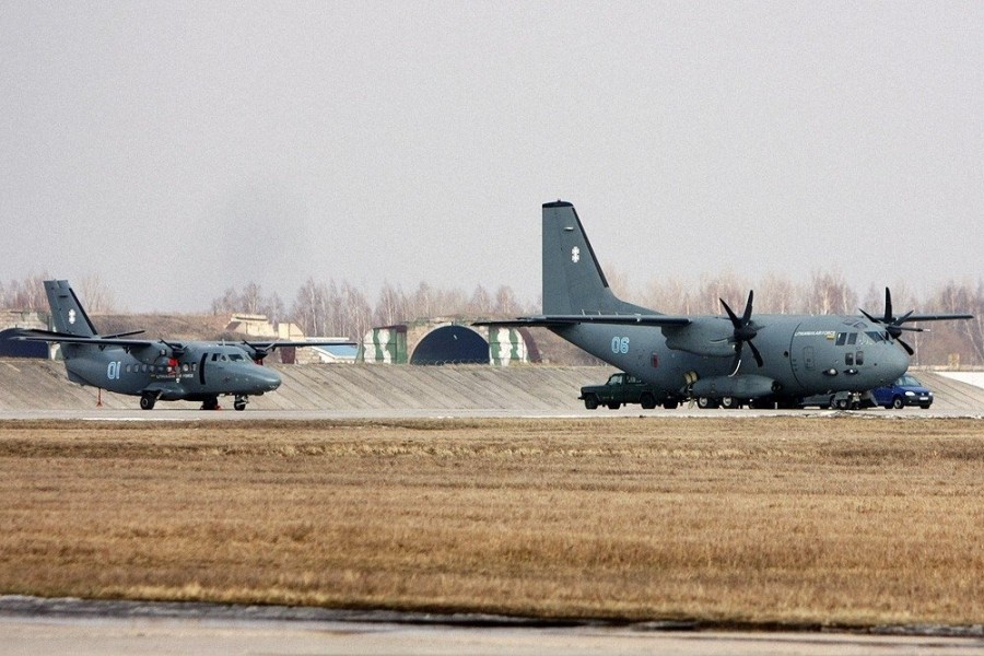 Auksin tvora is more important than an airplane. Or about how Spartan became a burden for the Lithuanian Air Force - My, Politics, NATO, Lithuania, Air force, , Spartan, Propeller, Fence, Longpost