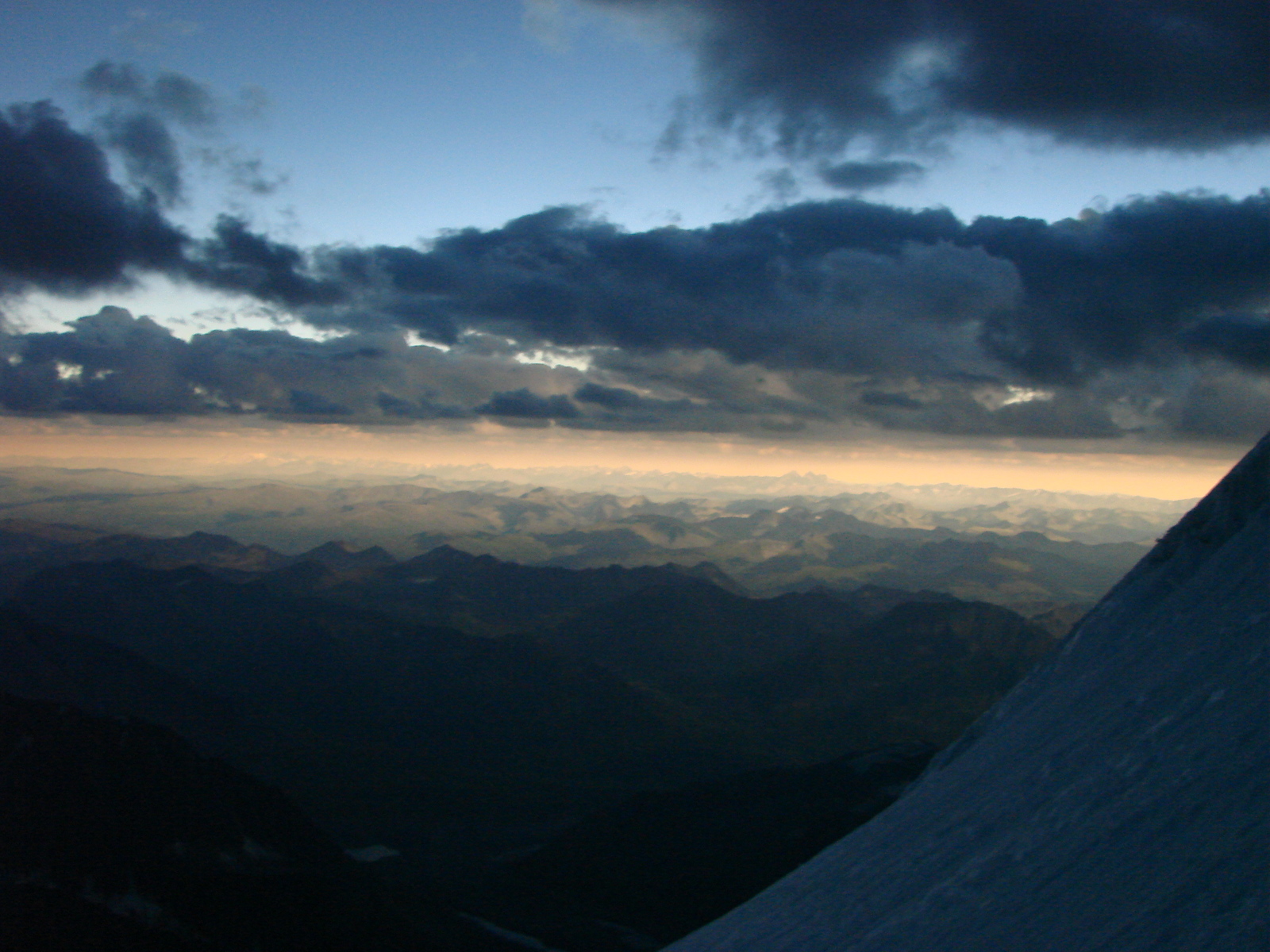 I like to watch life-9 (Hobby - mountains: Belukha, part 4) - My, A life, Mountain Altai, Mountaineering, Tourism and mountaineering, Video, Longpost, Altai Republic