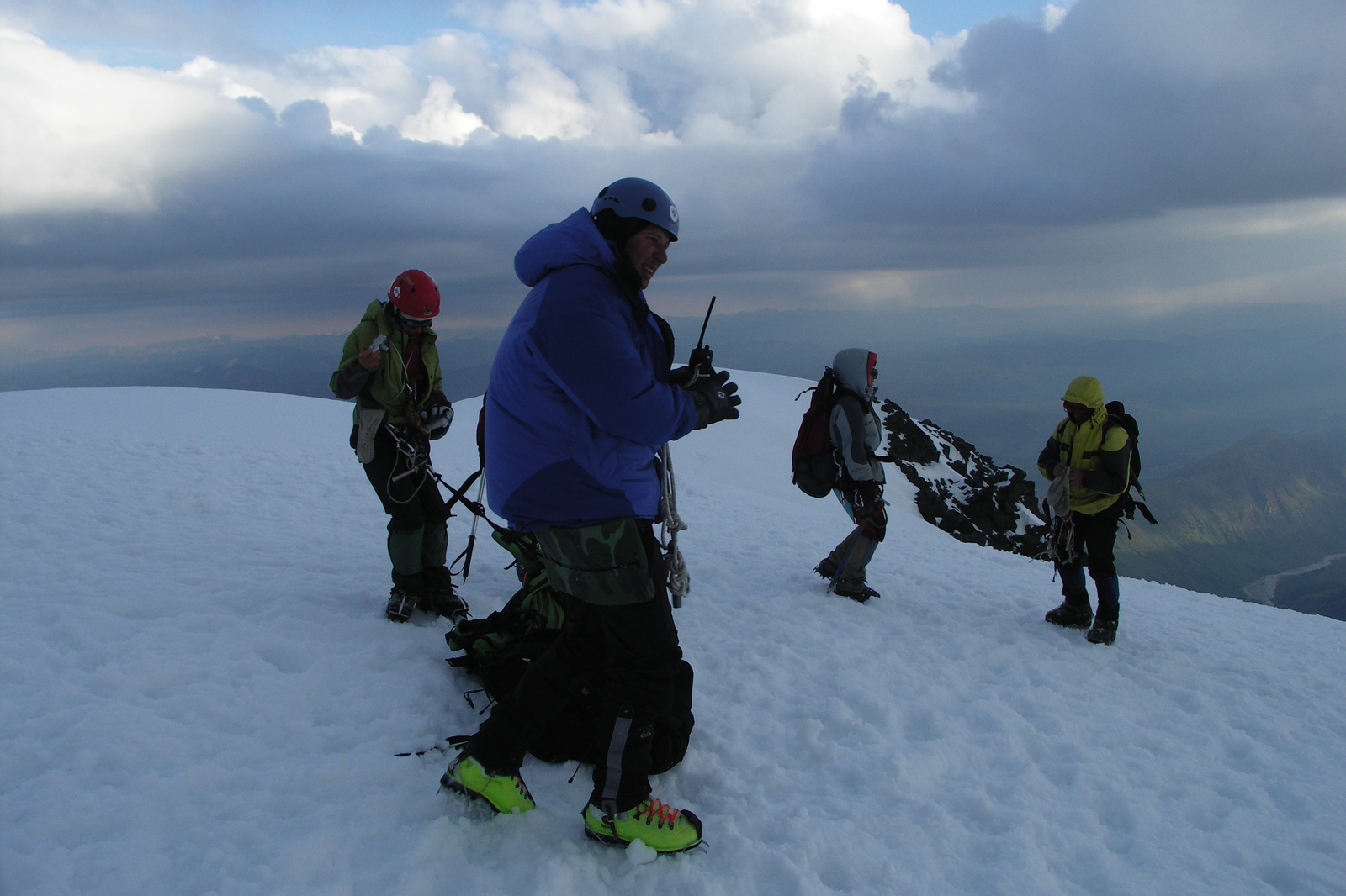 I like to watch life-9 (Hobby - mountains: Belukha, part 4) - My, A life, Mountain Altai, Mountaineering, Tourism and mountaineering, Video, Longpost, Altai Republic