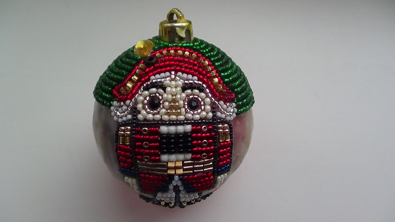 Christmas toy Nutcracker - My, , Needlework with process, Beads, Christmas decorations, Nutcracker, Bead jewelery, Clock, Longpost