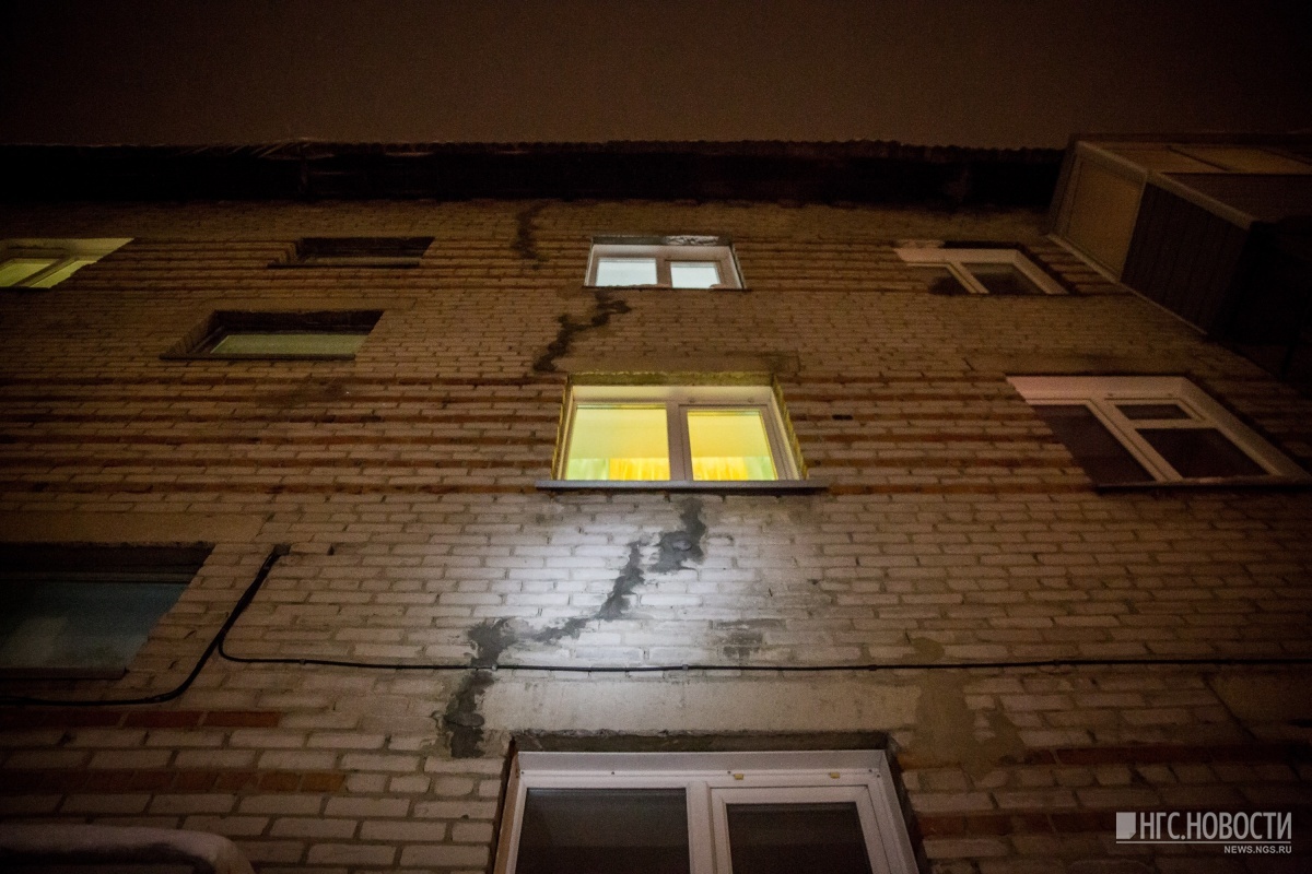 Residents of the house are forced to demolish it at their own expense - Iskitim, Novosibirsk, Emergency housing, Demolition, Incident, Longpost