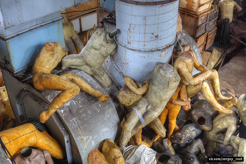 Crypt of monsters in the Leningrad region. - Monster, Dummy, Abandoned, , Urbanphoto, Longpost