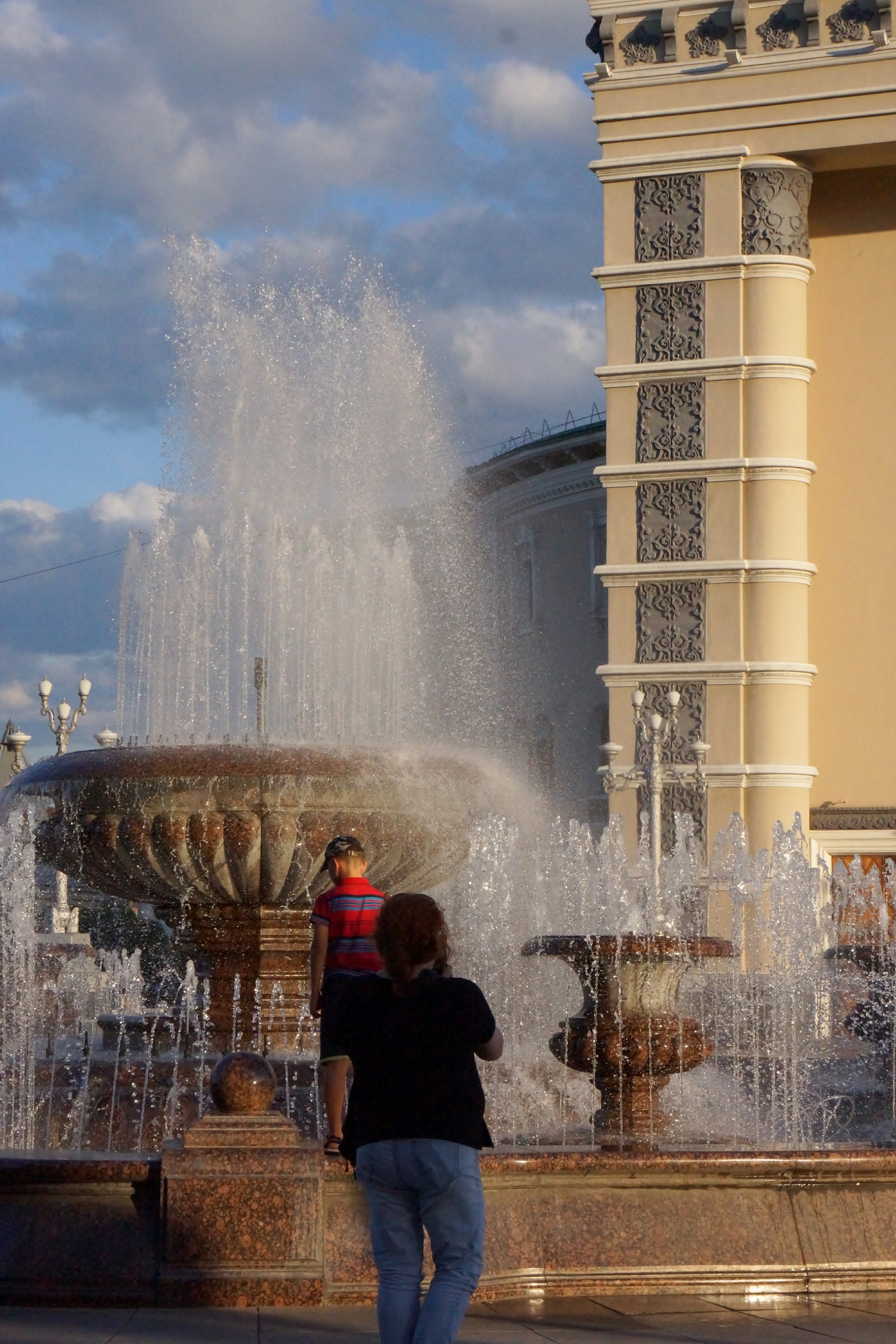 In Ulan-Ude (Buryatia) - My, Ulan-Ude, Buryatia, Sculpture, Head, Lenin, , Fountain, Longpost