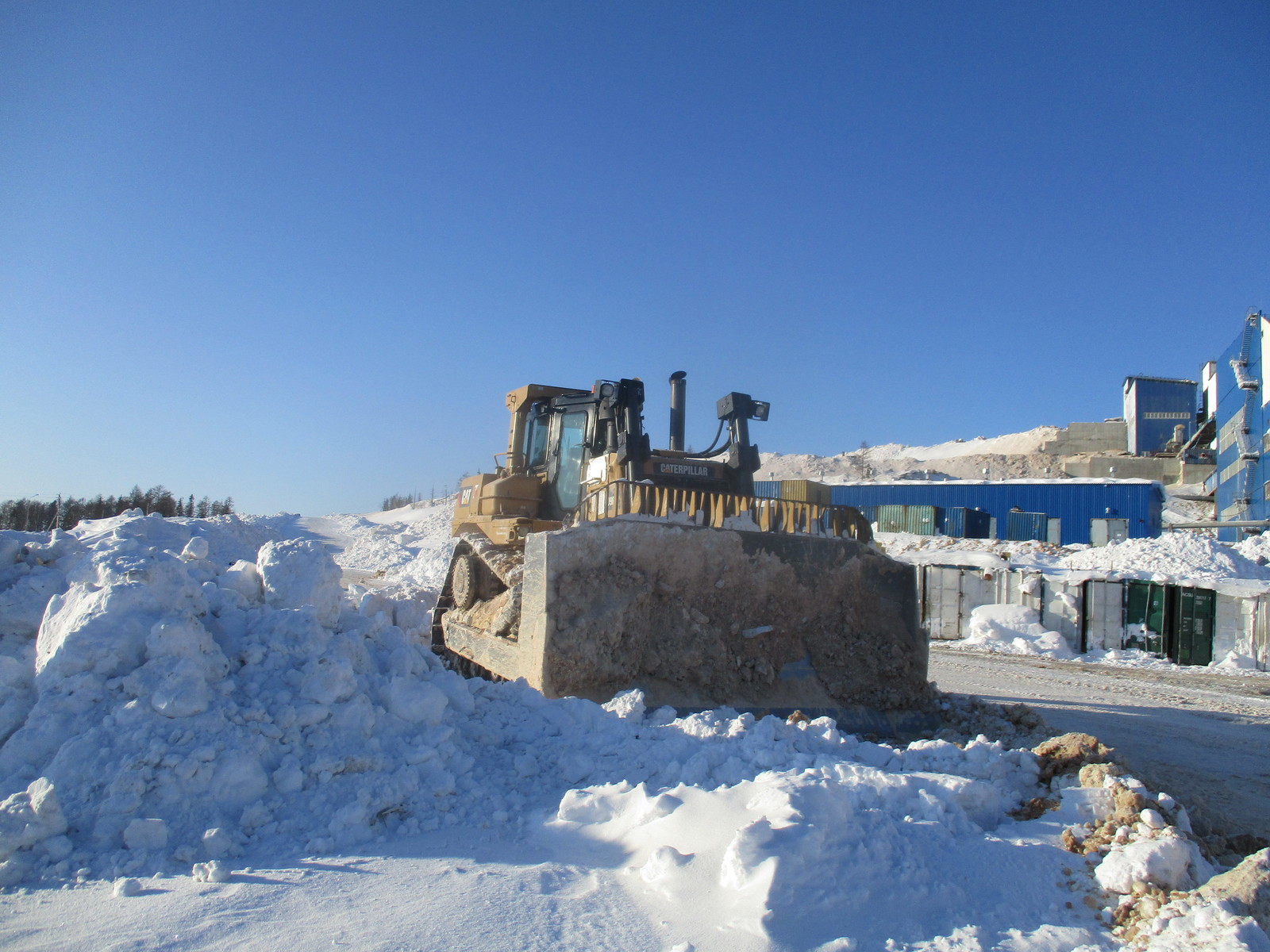 Technique at the gold deposit. Continuation. - My, Technics, Field, Watch, BelAZ, Gold, Longpost, My