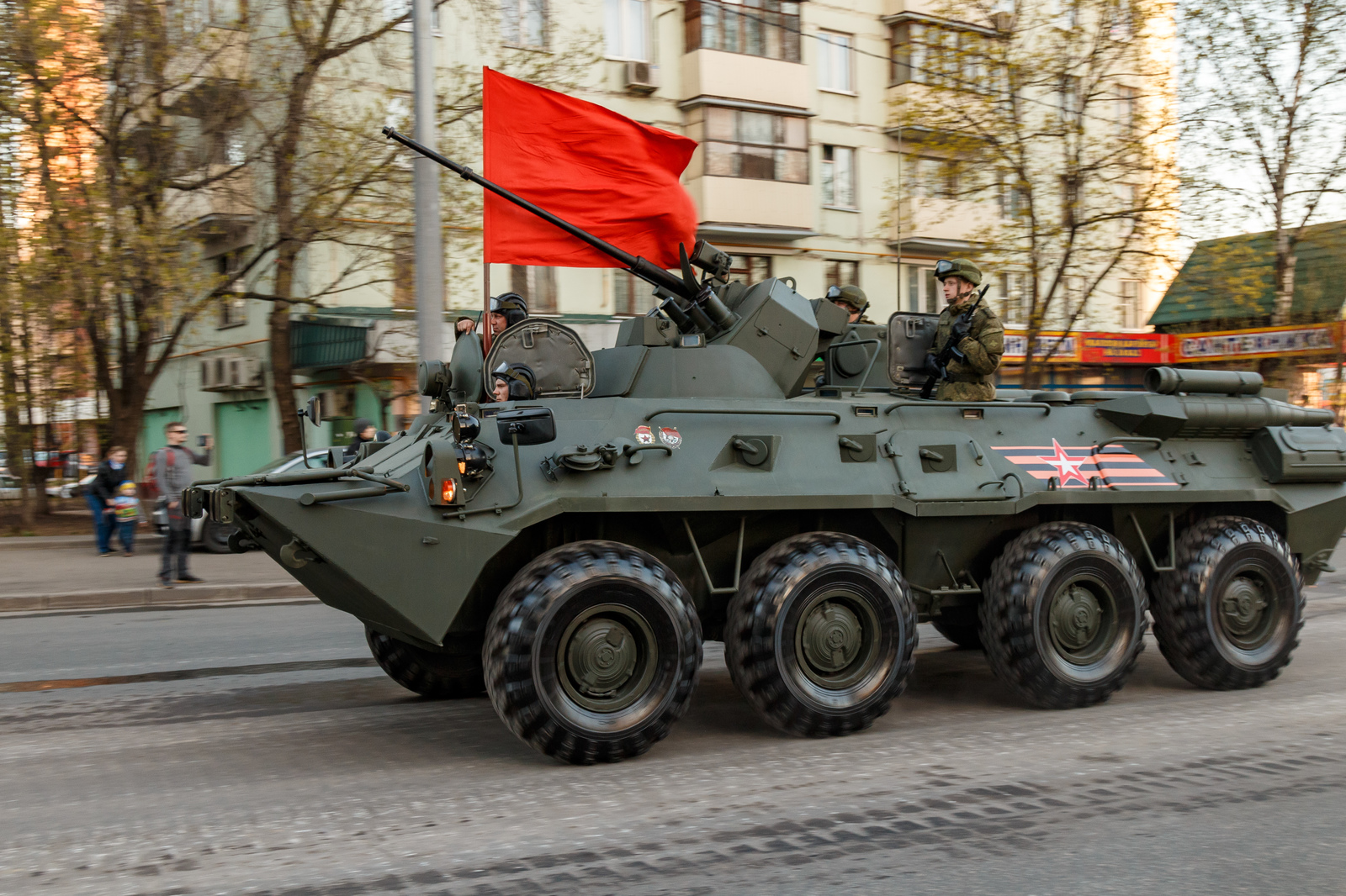 Немного различной техники с прошлогодней репетиции парада - Моё, Военная техника, Репетиция парада, Танки, Военная авиация, Москва, Длиннопост