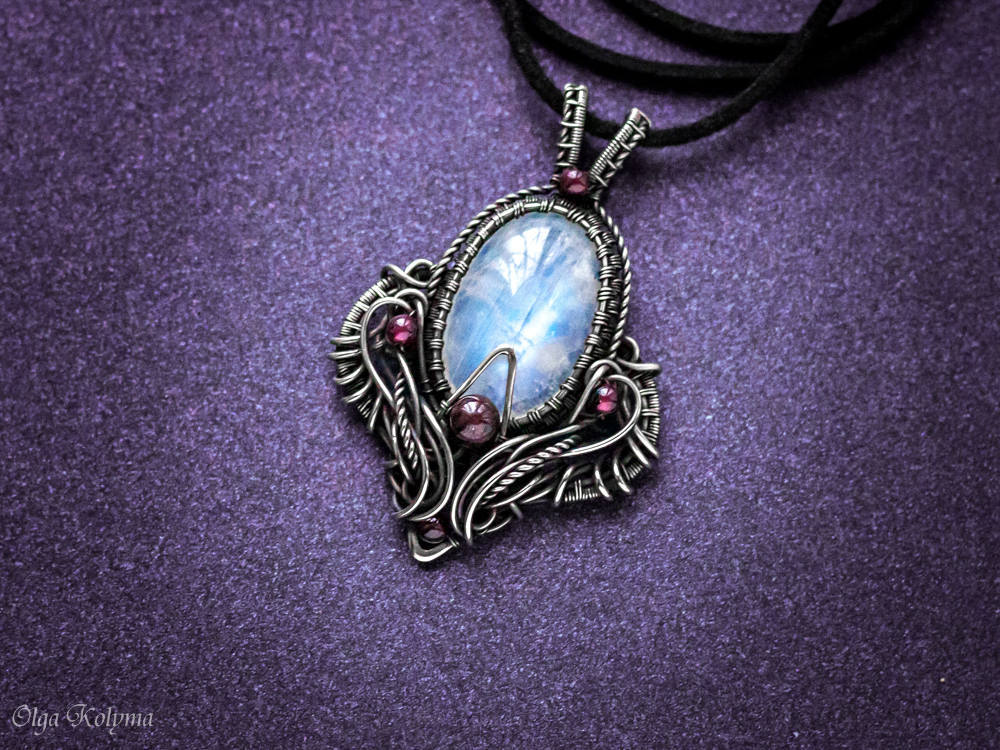 Moonstone. - My, Decoration, Needlework without process, Moonstone, , Wire wrap, Pendant, cat, Longpost