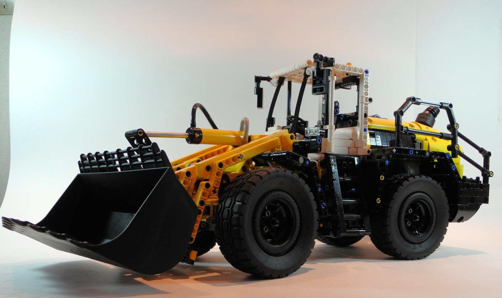 Самоделка из лего Liebherr L550 XPower - Моё, LEGO, Лего самоделка, LEGO technic, Liebherr, Строительная техника, Длиннопост