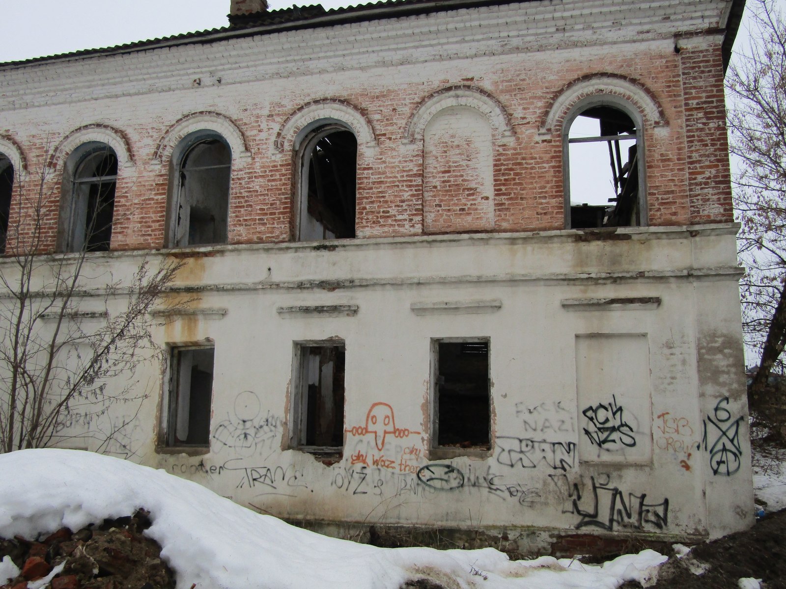 Vyazma - City of military glory. But the historical monuments are the houses of the cultural heritage of this city. - Vyazma, Monument, Ruin, Inaction of the authorities, Devastation, sights, История России, Longpost