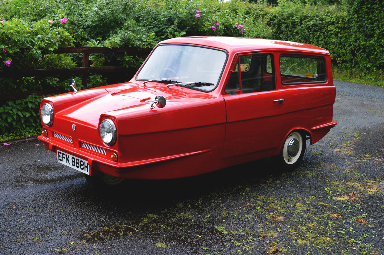 The Reliant Regal Supervan III is a tricycle from Staffordshire with a van body. - Reliant Regal Supervan III, Tricycle, Longpost