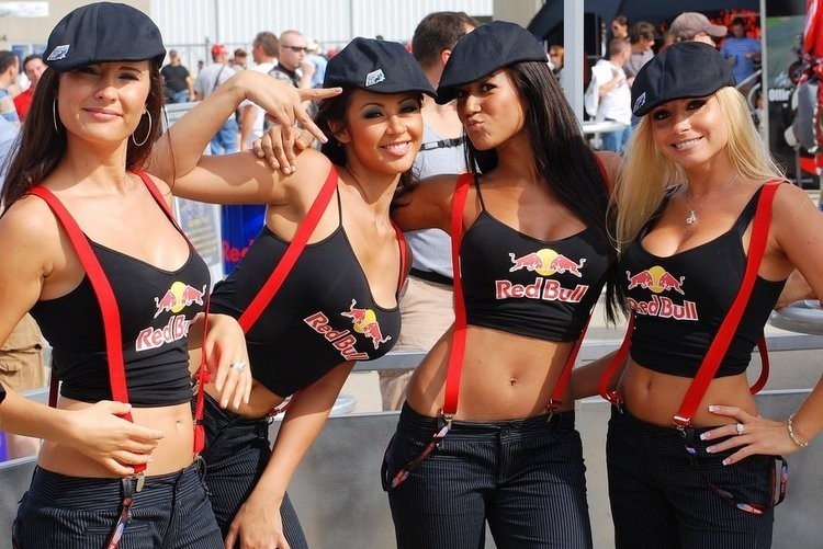 Formula 1 has abandoned the grid girls. - Formula 1, Race, Girls, Автоспорт, Longpost