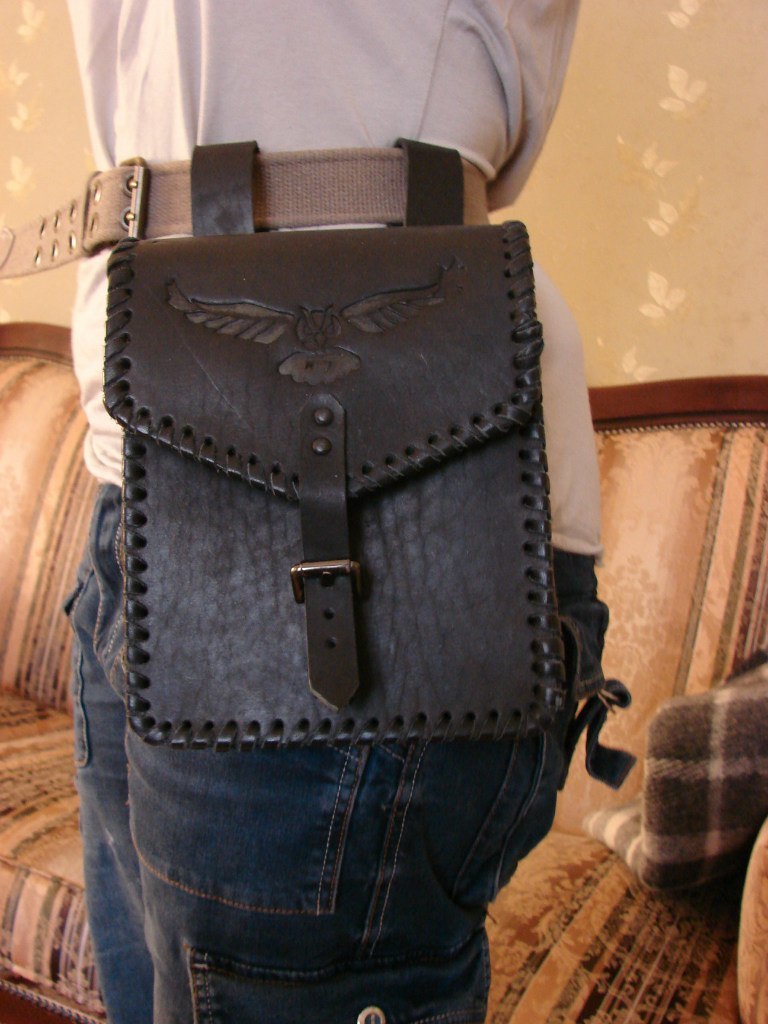 Rate the person's work please. - My, Leather products, Bracer, , Longpost