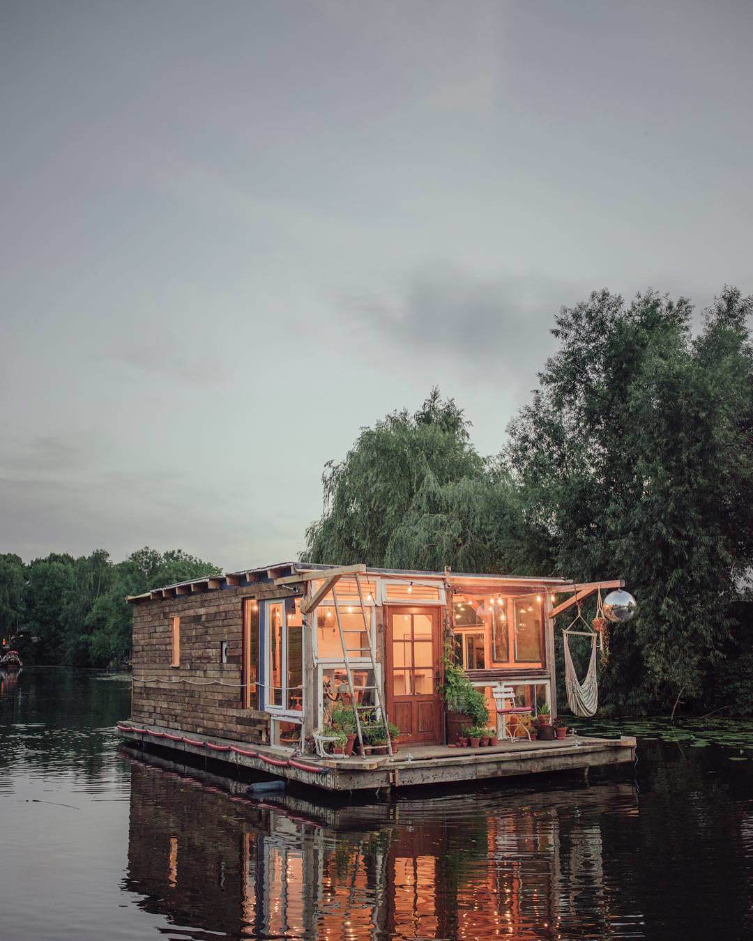 Beautiful homemade houseboat - Reddit, Houseboat, Water, The photo