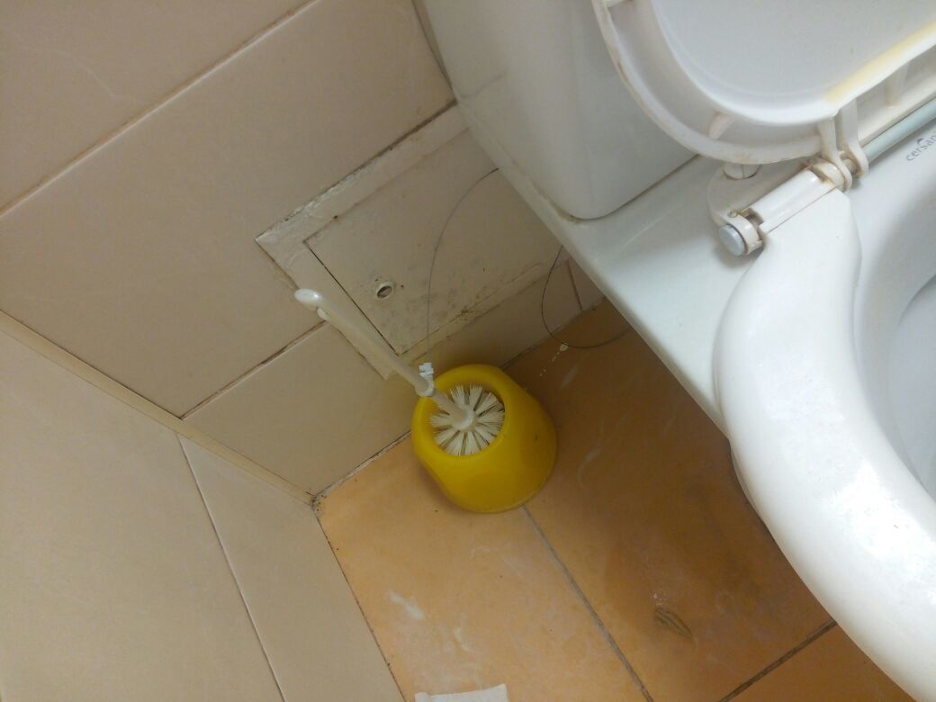 DON'T STEAL!!!!!!!!!!!!!!!!!!!!!!!! - My, Shopping center, Toilet, Unclear, Longpost