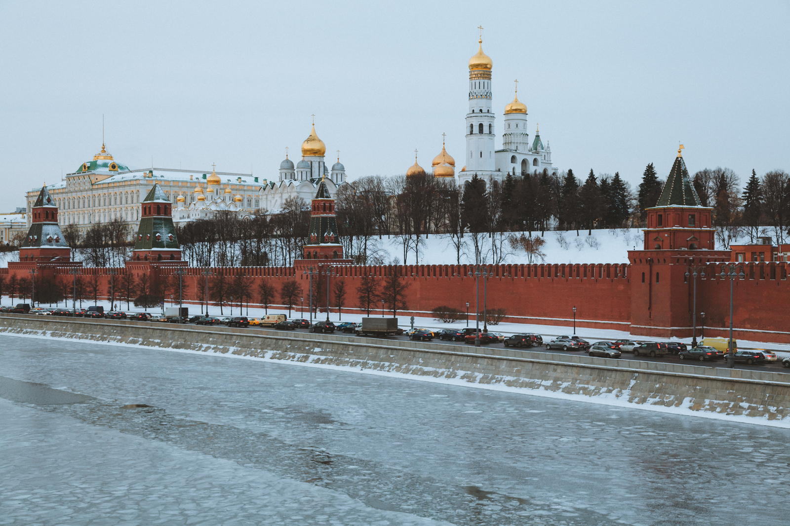 Winter Moscow - My, Moscow, Winter, Snow, The photo, A selection, Snowfall, Kremlin, Longpost