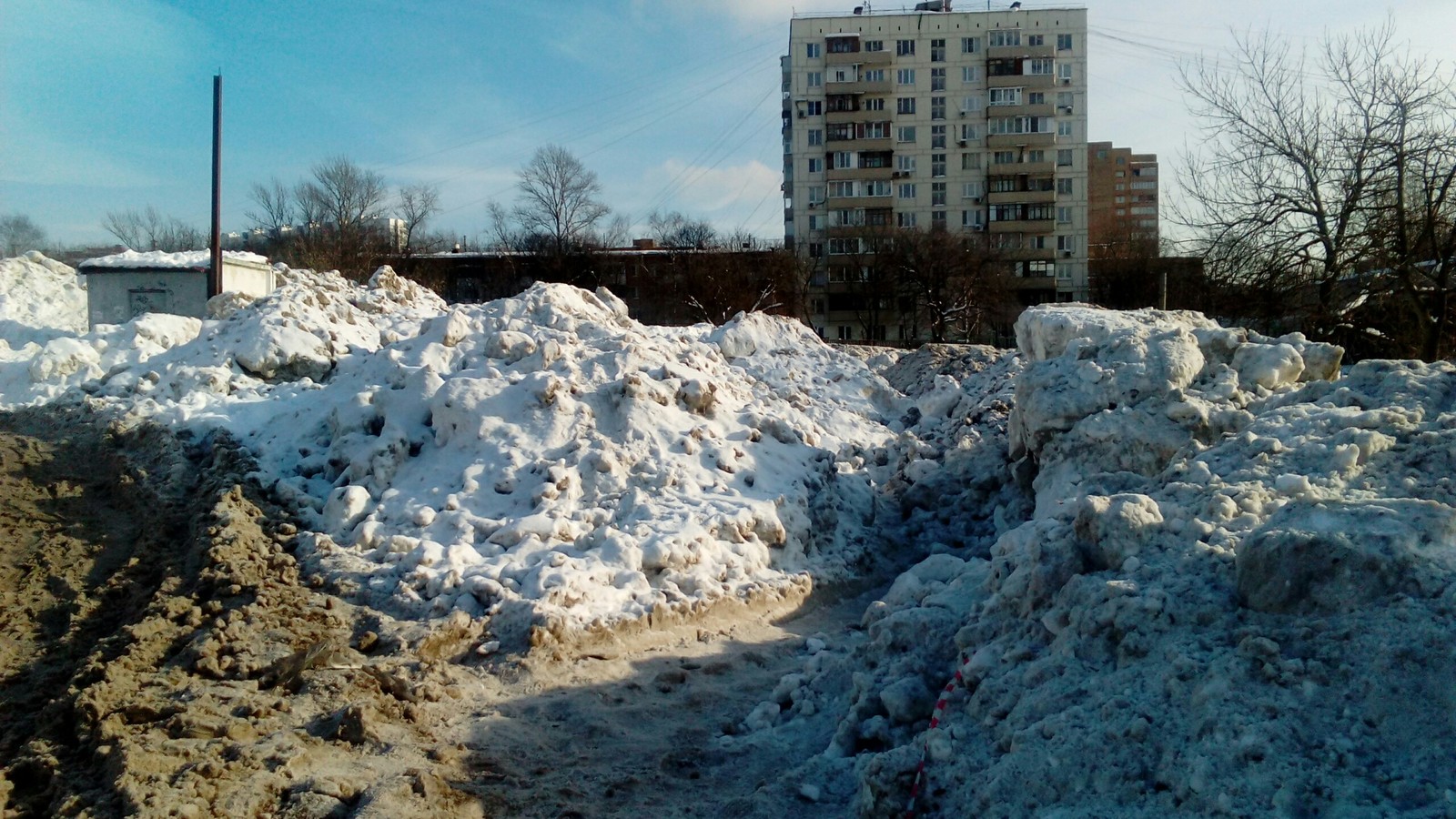 Where is snow transported from roads in Moscow? - My, Snow, Council, Parking, Longpost