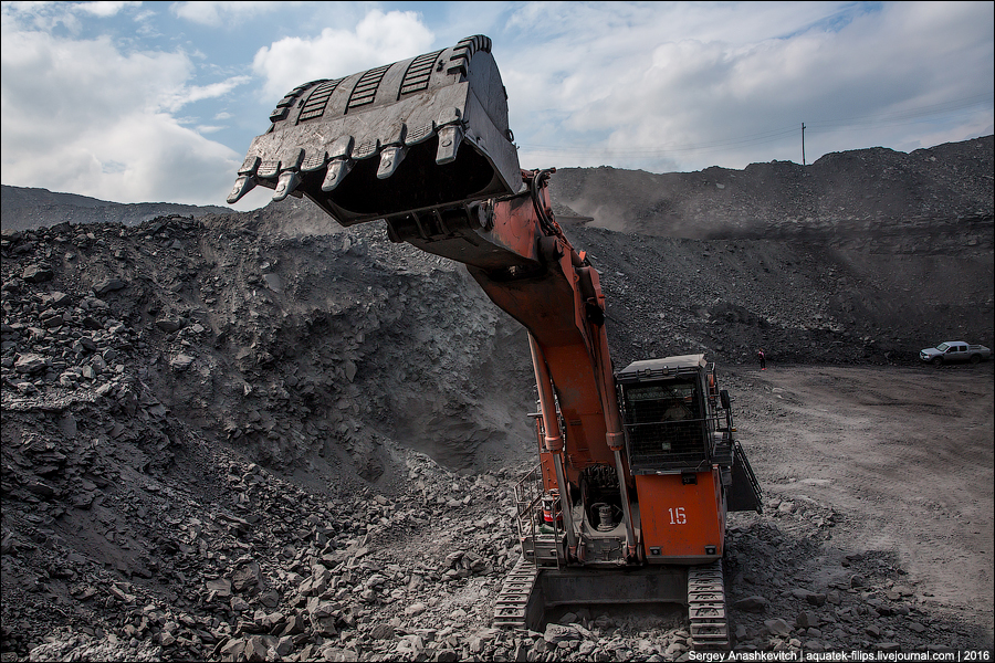 Supermachines of coal mines. Part 2. - Coal mine, BelAZ, Excavator, Drilling, Longpost, Coal